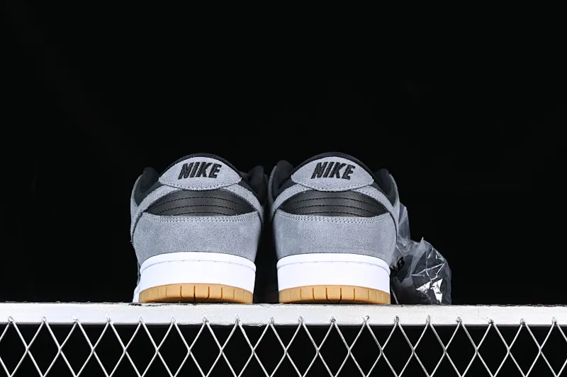 All categories Nk SB Dunk series Nk SB Dunk Low low-top sneakers Nk SB Dunk Low TRD haze wolf gray SB smashed backboard high-top sneakers AR0778-001